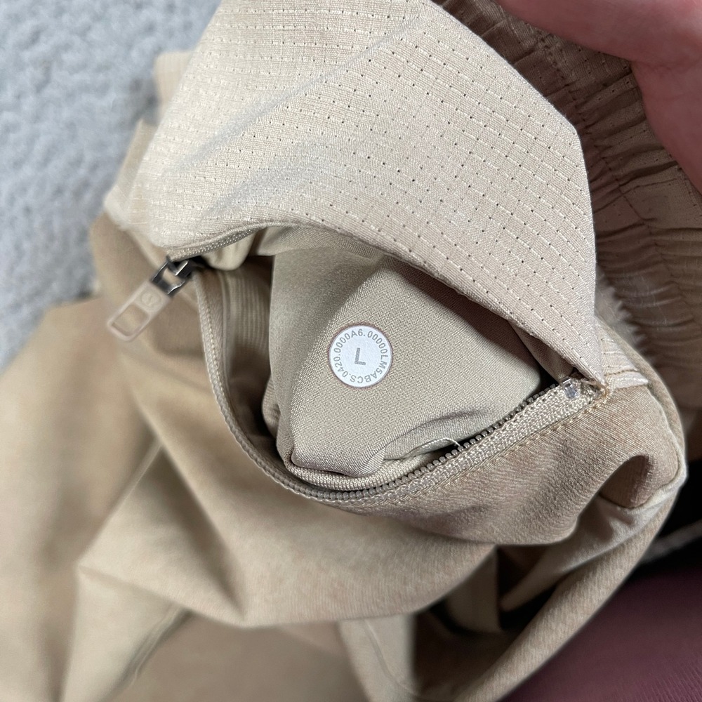 Lululemon License to Train Pants Mens L Riverstone Khaki Athleisure Yoga Jogger - Picture 4 of 16